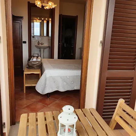 B&B La Casa Di Zefiro Limite Exterior photo